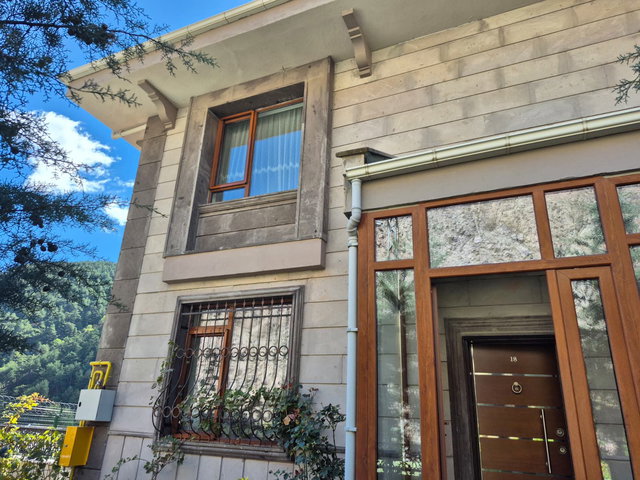 KIZILCAHAMAM ELİZ OTEL YANI ORMAN MANZARALI SATILIK VİLLA