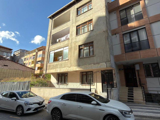 ÜSKÜDAR ÜNALAN’DA 3+1 135 M² ÇİFT CEPHE KİRALIK