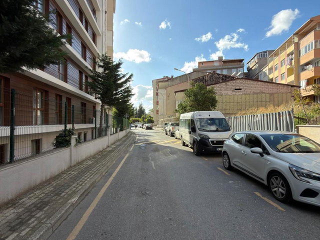 ÜSKÜDAR ÜNALAN’DA 3+1 135 M² ÇİFT CEPHE KİRALIK