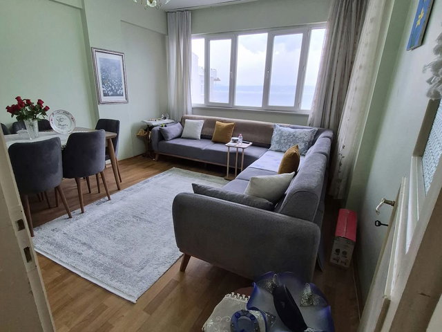 DARICA CAMİ MAHALLESİNNDE DENİZ MANZARALI 2+1 DAİRE