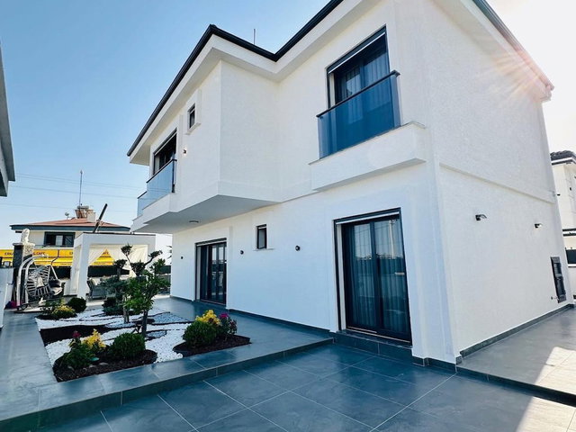 DİDİM’DE SATILIK TAM MÜSTAKİL VİLLA