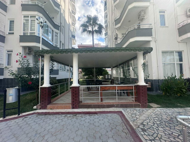 ALANYA MAHMUTLARDA DENİZE VE BARBAROS CAD. YAKIN 2+1 DAİRE
