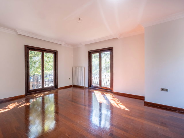 INCEK AHLATLIBEL MAH 5+1 220 M² NET, SATILIK VİLLA