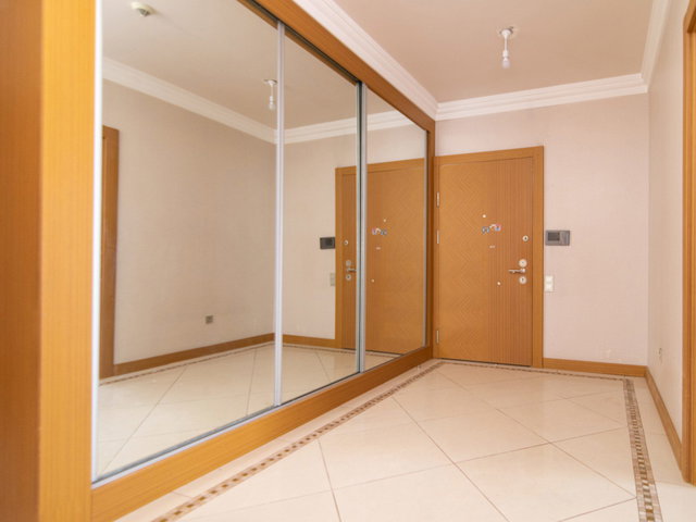 YAŞAMKENT ROYAL CİTY KİRALIK DAİRE 4+1