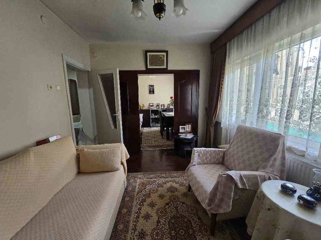 REMAX GÜVENCESİYLE 3 ADET AYRI 2+1 DAİREDEN OLUŞAN MÜSTAKİL EV