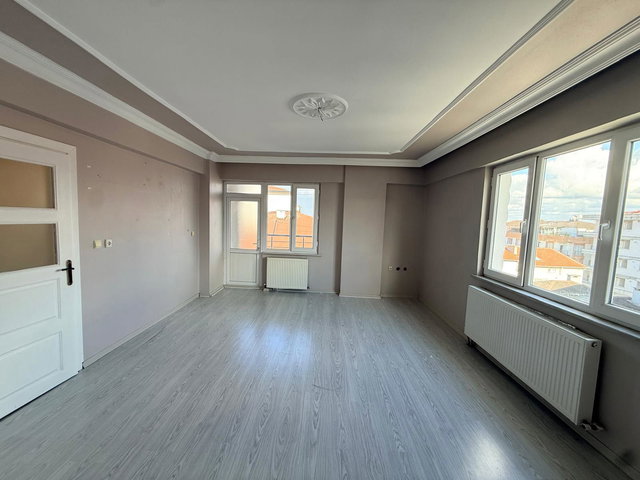 REMAX LAVANDA KAPAKLIDA MÜKEMMEL KONUMDA 2+1 KİRALIK DAİRE