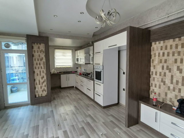 REMAX İLKE'DEN KAYAKYOLU'NDA 3+1 KİRALIK DAİRE
