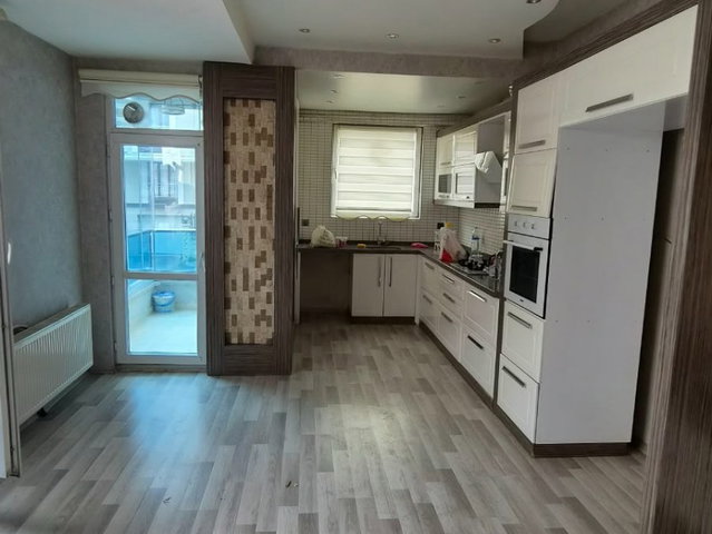 REMAX İLKE'DEN KAYAKYOLU'NDA 3+1 KİRALIK DAİRE