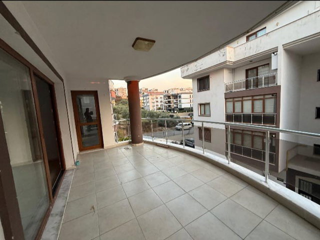 KUŞADASI EGE MAHALLESİNDE KİRALIK DOĞALGAZLI 3+1 DAİRE