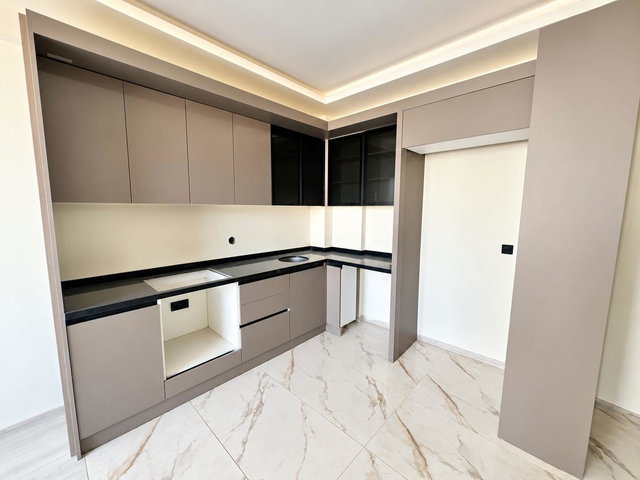 REMAX RİNA'DAN TÖMÜK'TE DENİZE 200M MESAFE ULTRA LÜKS 1+1