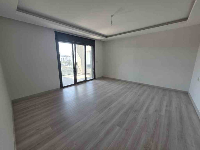 REMAX ANKA'DAN ŞİLE ÇAVUŞ MAH. 450 M2 4+1 MÜSTAKİL SATILIK VİLLA