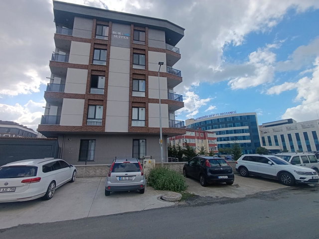 RE/MAX LAND’DEN ÇERKEZKÖY’DE HASTANE YANI  SIFIR 1+1 DAİRE