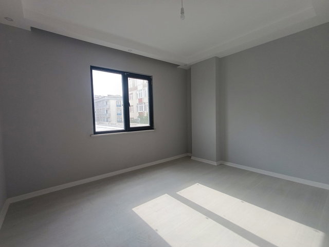 RE/MAX LAND’DEN ÇERKEZKÖY’DE HASTANE YANI  SIFIR 1+1 DAİRE