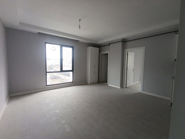 RE/MAX LAND’DEN ÇERKEZKÖY’DE HASTANE YANI  SIFIR 1+1 DAİRE