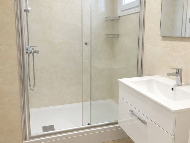 EMİRHAN CADDESİ CEPHE ARA KAT 3+1