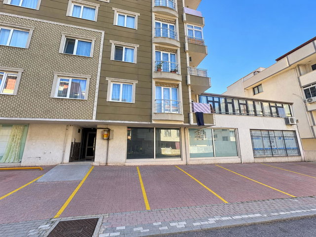 ÇAYIROVA ATATÜRK MAHALLESİ'NDE 3+1 SATILIK DAİRE