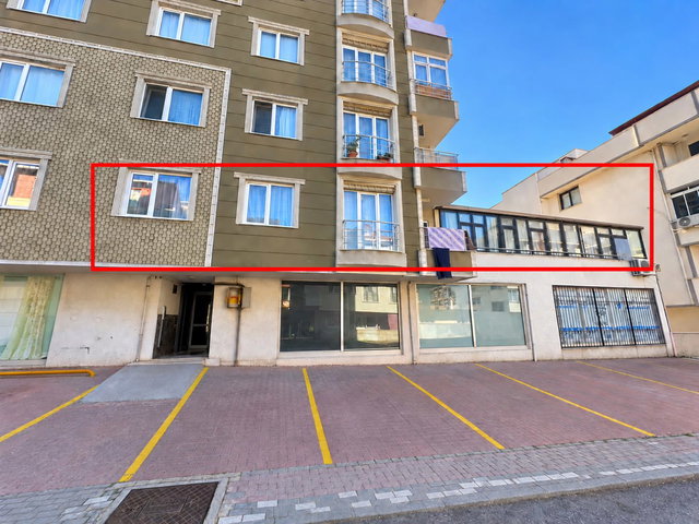 ÇAYIROVA ATATÜRK MAHALLESİ'NDE 3+1 SATILIK DAİRE
