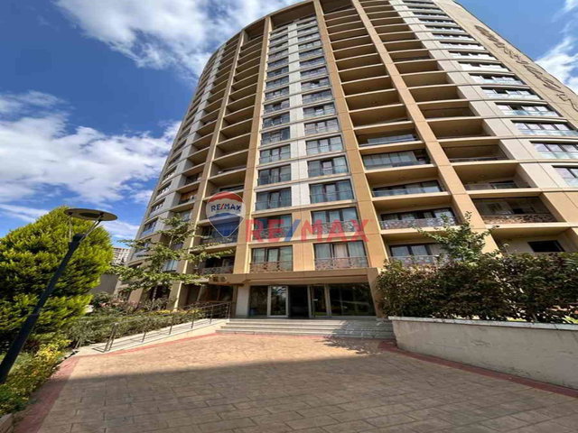 TUZLA EVORA E PARSEL 75 M2 BALKONLU PEYZAJ CEPHE 1+1 DAİRE