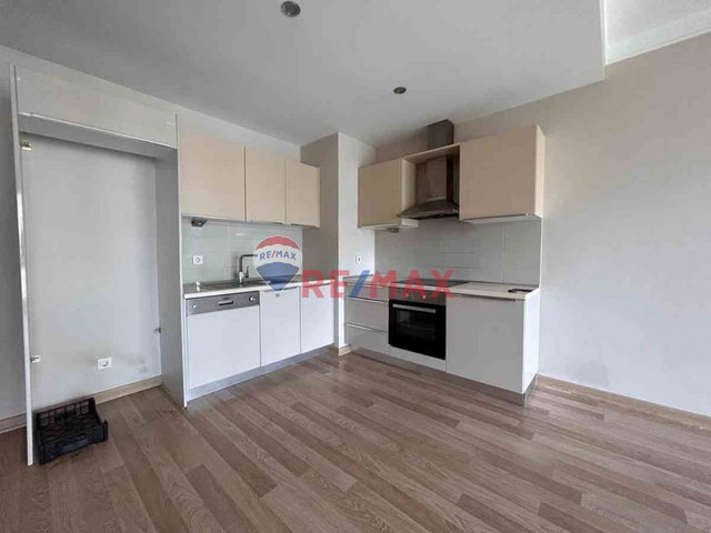 TUZLA EVORA E PARSEL 75 M2 BALKONLU PEYZAJ CEPHE 1+1 DAİRE