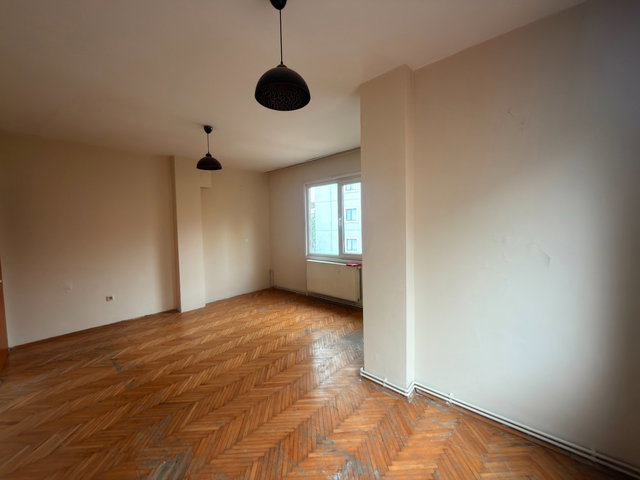 KARTAL ESENTEPE’DE 2+1 | 80 M² BRÜT | BALKONLU | KOMBİLİ | BOŞ KİRALIK DAİRE