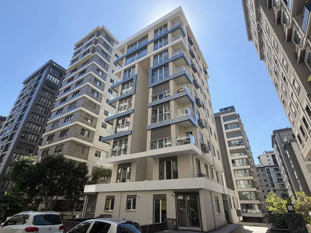 KADIKÖY BAĞDAT CAD 3. PARALELDE 3+1 EBEVENY BANYO SIFIR DAİRE