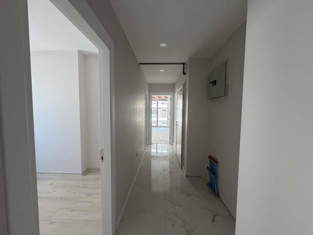 KADIKÖY BAĞDAT CAD 3. PARALELDE 3+1 EBEVENY BANYO SIFIR DAİRE