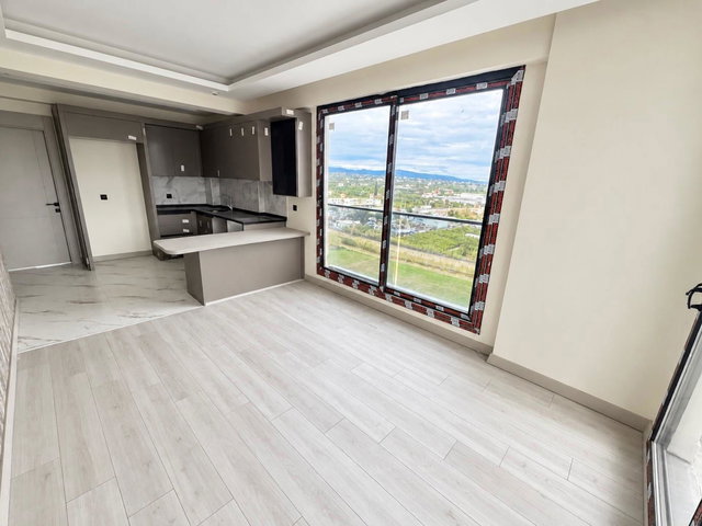 REMAX RİNA'DAN TÖMÜK'TE DENİZE 200M MESAFEDE ULTRA LÜKS 1+1