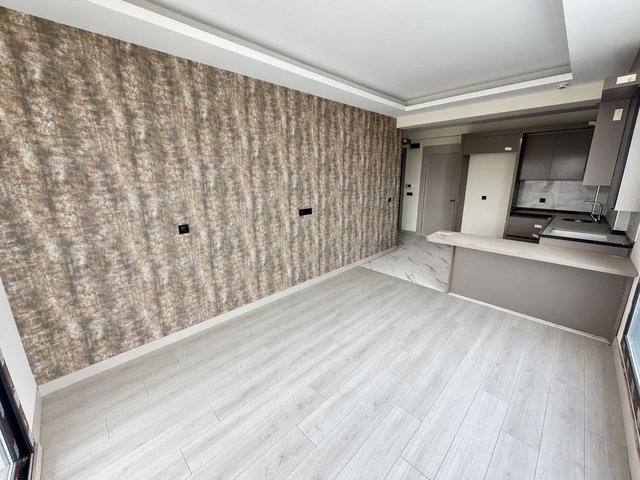 REMAX RİNA'DAN TÖMÜK'TE DENİZE 200M MESAFEDE ULTRA LÜKS 1+1