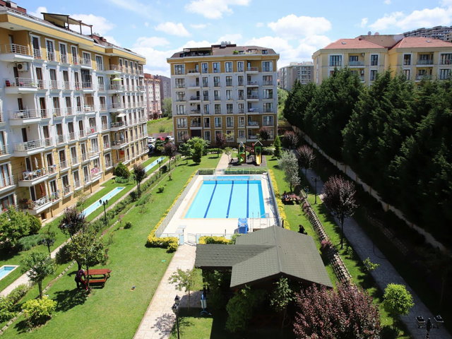 ÇAMLIK MH NİHAVENT EVLERİNDE SATILIK 3.5+1