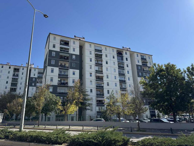 BATIKENT KENTKOOP MAH ANKARA YOL İŞ SİT METRO YAKINI 3+1 DAİRE