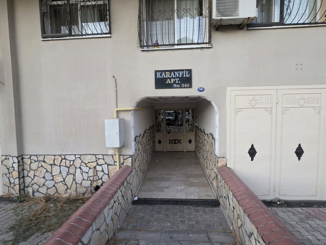 REMAX GALAKSİ DEN DEMİRKÖPRÜ İZBAN CEPHE TADİLATLI ARA KAT 3+1 SATILIK DAİRE