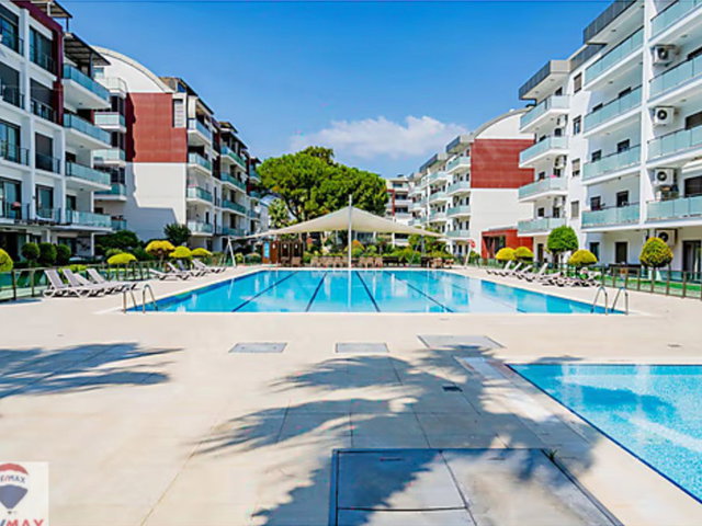REMAX LEON GÜZELYALI KÖKSAL EVLERİ DENİZ GÖREN KİRALIK 5+1 DAİRE