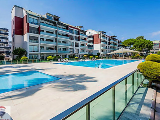 REMAX LEON GÜZELYALI KÖKSAL EVLERİ DENİZ GÖREN KİRALIK 5+1 DAİRE