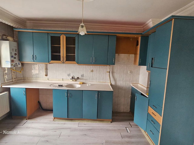 REMAX İLKE'DEN YILDIZKENT'TE 3+1 ARA KAT KİRALIK DAİRE