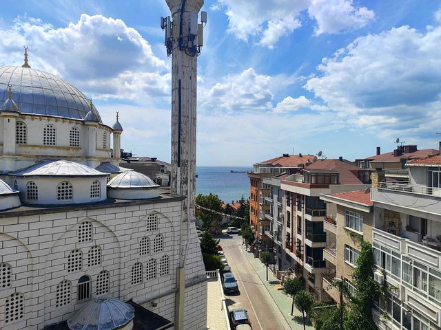 AVCILAR KÖŞKLERDE E-5 VE METROBÜSE YAKIN SATILIK 5+2 DUBLEKS