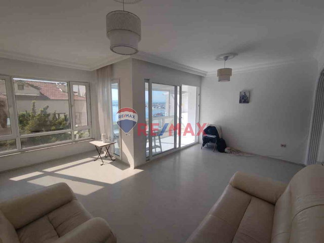 BÜYÜKÇEKMECE PINARTEPE MAHALLESİ 2+1 SATILIK DAİRE