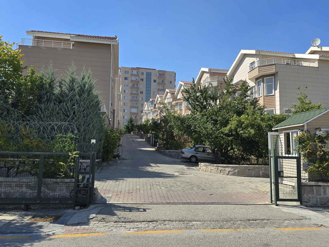 ETIMESGUT BAĞLICA SAFIR EVLERI 350M2 NATAMAM VILLA