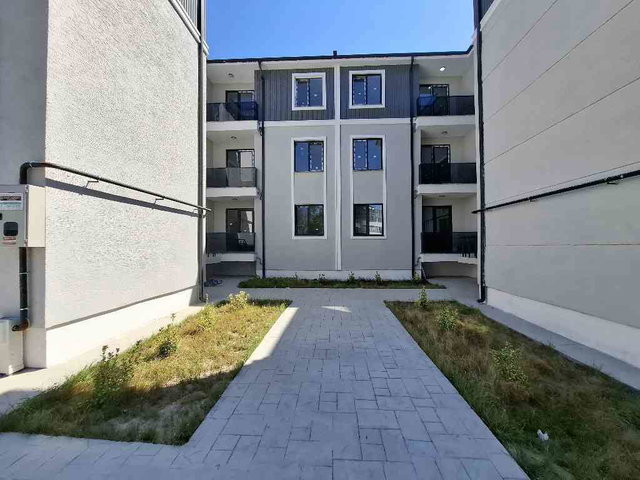 ARİFİYE NEVİYEDE SIFIR BİNADA 95 M² 2+1 YERDEN ISITMALI KİRALIK