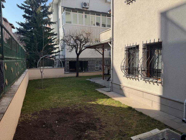 MUTLULENT PLANLAMACILAR SİTESİNDE  SATILIK 4 KATLI 5+2 FORLEX