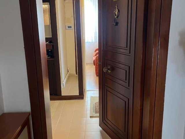 UĞUR MUMCU’DA CADDE ÜZERİNDE, YEŞİL ALAN MANZARALI GENİŞ 3+1 SATILIK DAİRE