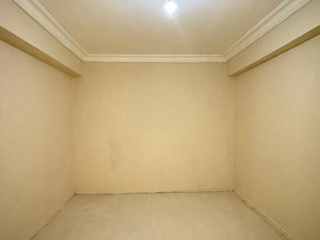ESENYURT’TA MERKEZİ KONUMDA SATILIK 2+1 DAİRE