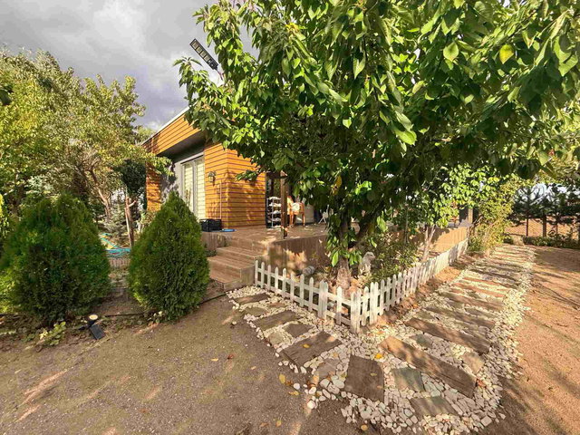 KAHRAMANKAZAN'DA FULL EŞYALI 7/24 GÜVENLİKLİ SİTEDE EV & BAHÇE