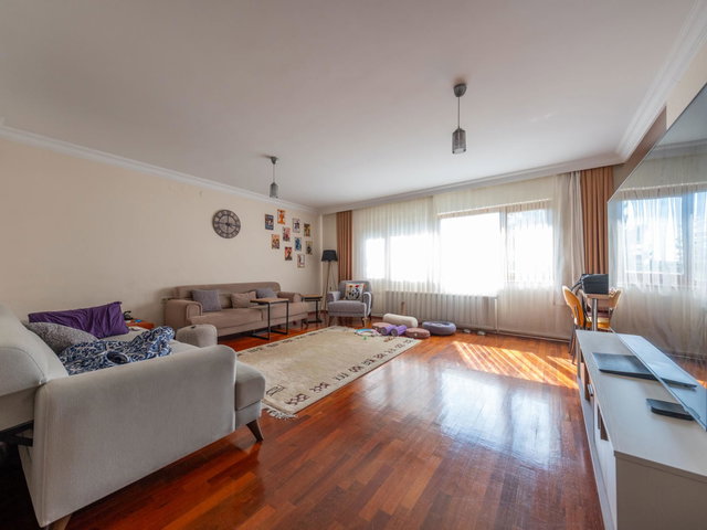 ÇAYYOLUNDA SITEDE, METROYA YAKIN,KREDIYE UYGUN 3+1 SATILIK