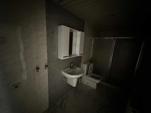 YUVAM AKARCA TRAMVAY  YAKIN YENİLENMİŞ 3+1 KİRALIK DAİRE