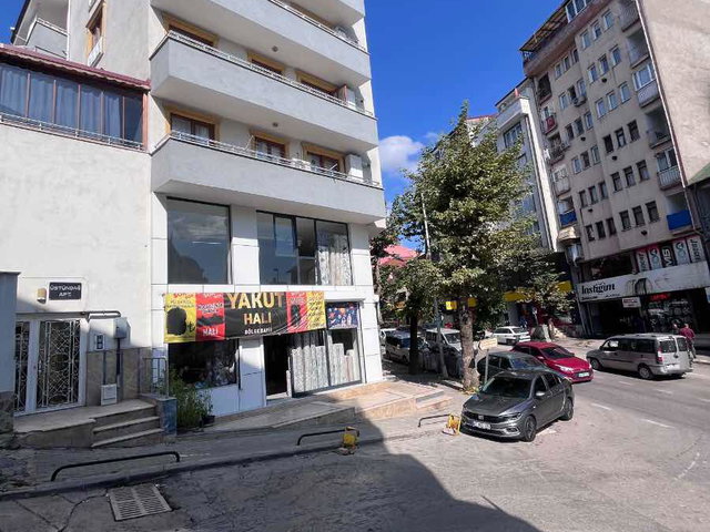 İZMİT 28 HAZİRAN MAH. ESKİ İSTANBUL CADDE ÜZERİ KİRALIK DAİRE