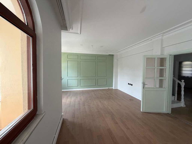 REMAX AY SERDİVAN KEMALPAŞA'DA MANZARALI MÜSTAKİL EV