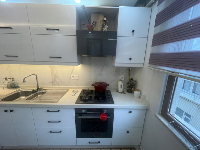 YENİ BİNADA AÇIK KAPALI OTOPARKLI HER KATTA TEK DAİRE 3+1