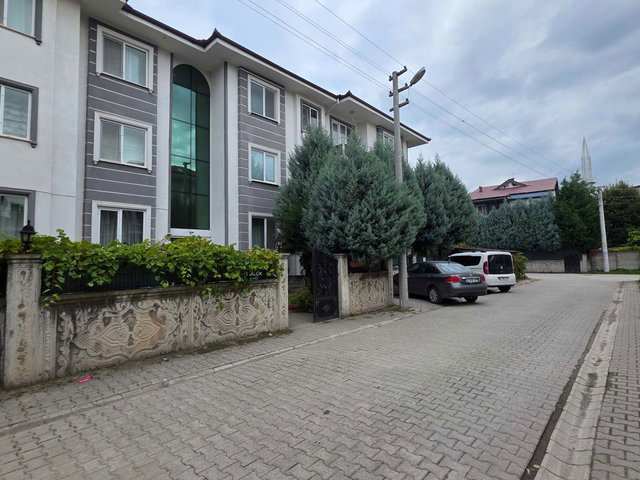GÜNEŞLER MAHALLESİNDE SATILIK 3+1 DAİRE