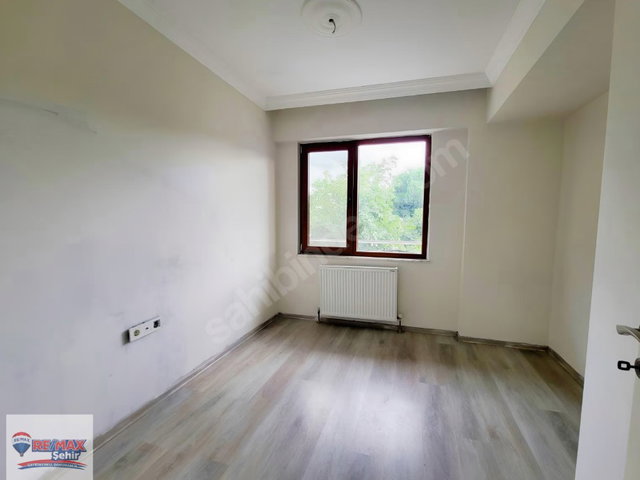 REMAX`TAN İSMET PAŞA MAH.KİRALIK ARAKAT DAİRE
