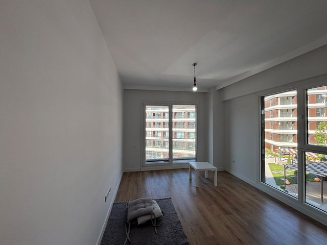 REMAX ŞEHİRDEN ELEGANTPARK SITESI'NDE 1 + 1 KIRALIK DAIRE